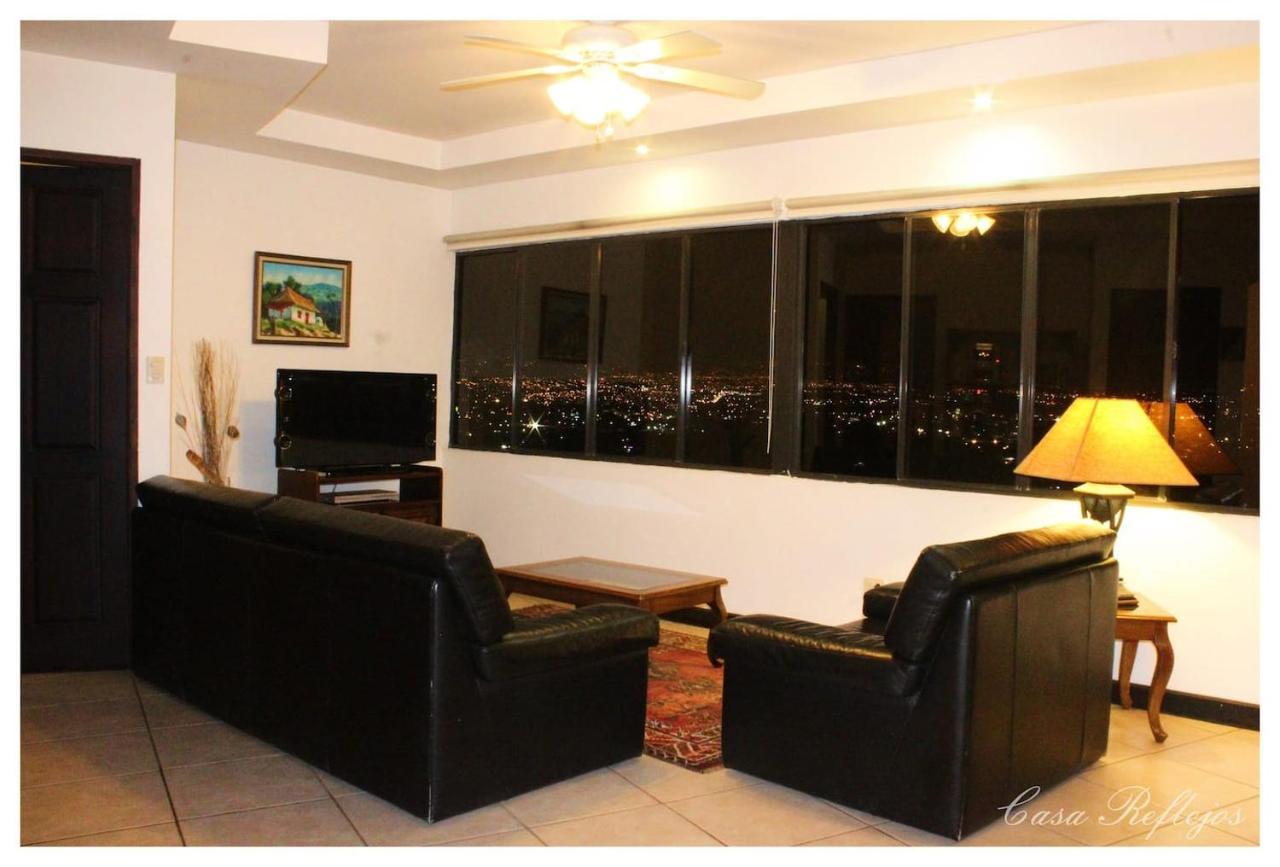 Casa Reflejos City View San José Esterno foto