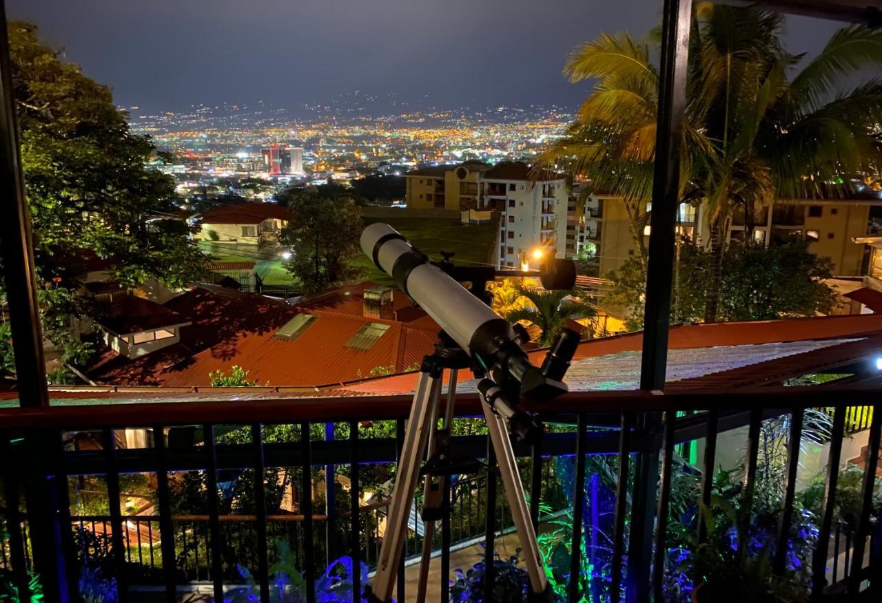 Casa Reflejos City View San José Esterno foto