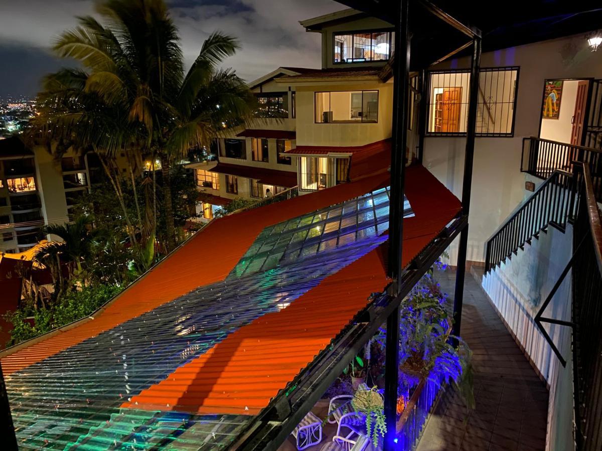 Casa Reflejos City View San José Esterno foto